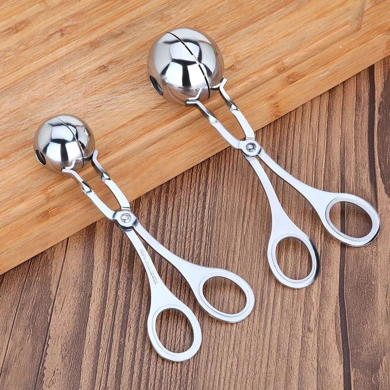Non-Stick Meatball Maker – Practical Kitchen Tool & Cooking Scoop